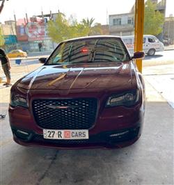 کرایسلەر 300